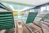 Tru by Hilton Bowling Green - Swimmingpools