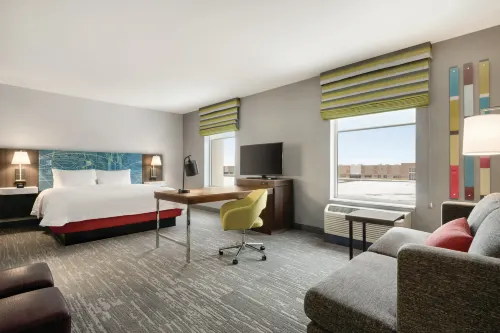 Hampton Inn by Hilton Brooklyn Park Minneapolis - parking