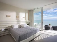 Hotel Waldorf- Premier Resort - 5-Star