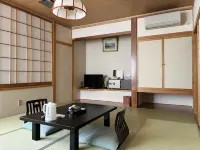 Hakuba Onsen Ryokan Shirouma-so - Kylpylä