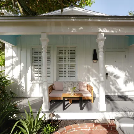 Lighthouse Hotel - Key West Historic Inns