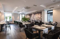 阿米內斯弗洛裏安與戈德勒酒店 - 早餐