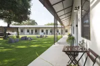 Hotel Flora and Fauna - Pools