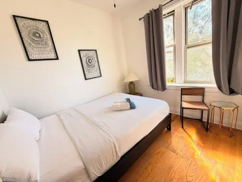 Studio 424 - Hostels