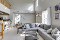 Shakopee Townhome Near Valleyfair & Mystic Lake - Wifi