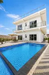 ELIVAAS JP Farm Stay 5BHK Villa With Bar - Private Pool