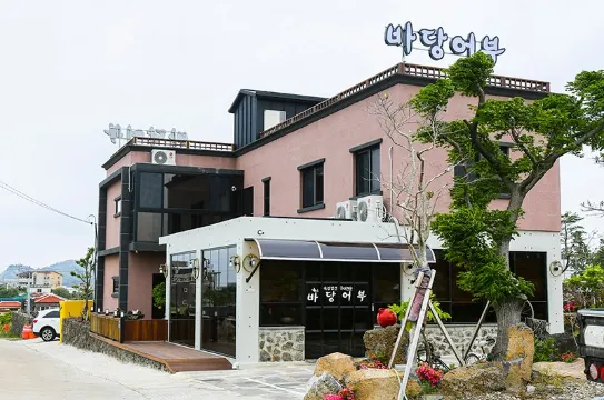 Jeju Badangeobu Pension