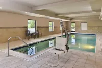 Hampton Inn Harrisonburg-South - Pools