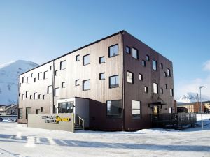 Svalbard Hotell | the Vault