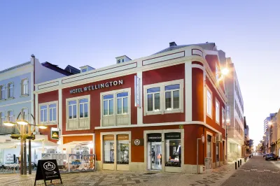 Exe Wellington Hotels near Baia da Vanessa