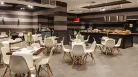 Qubus Hotel Bydgoszcz - breakfast