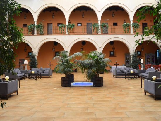 10 Best Hotels near Iglesia de Nuestra Senora de la Asuncion, Province of  Huelva 2024 | Trip.com
