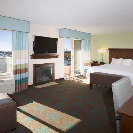 Hampton Inn & Suites Suisun City Waterfront
