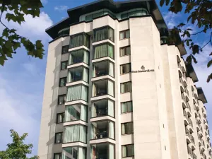Four Seasons Hotel London at Park Lane