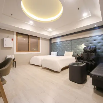CNN Hotel