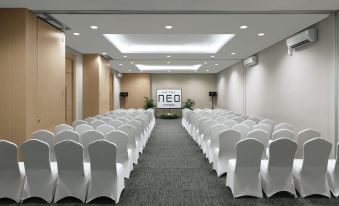 Hotel NEO Cirebon by ASTON