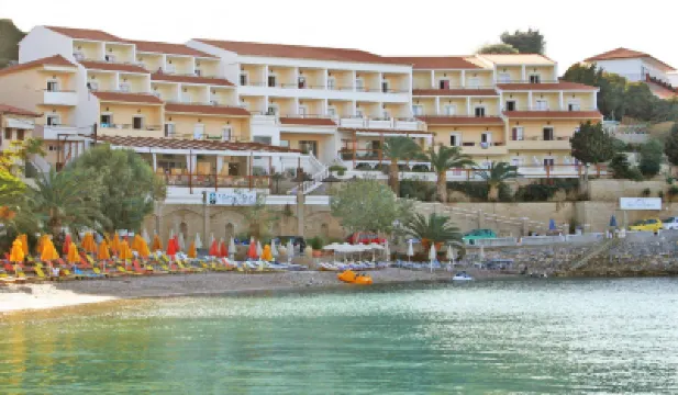 Samos Bay Hotel by Gagou Beach Hotel di 