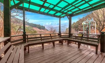 Hongcheon Walk in the Clouds Kids Pool Villa