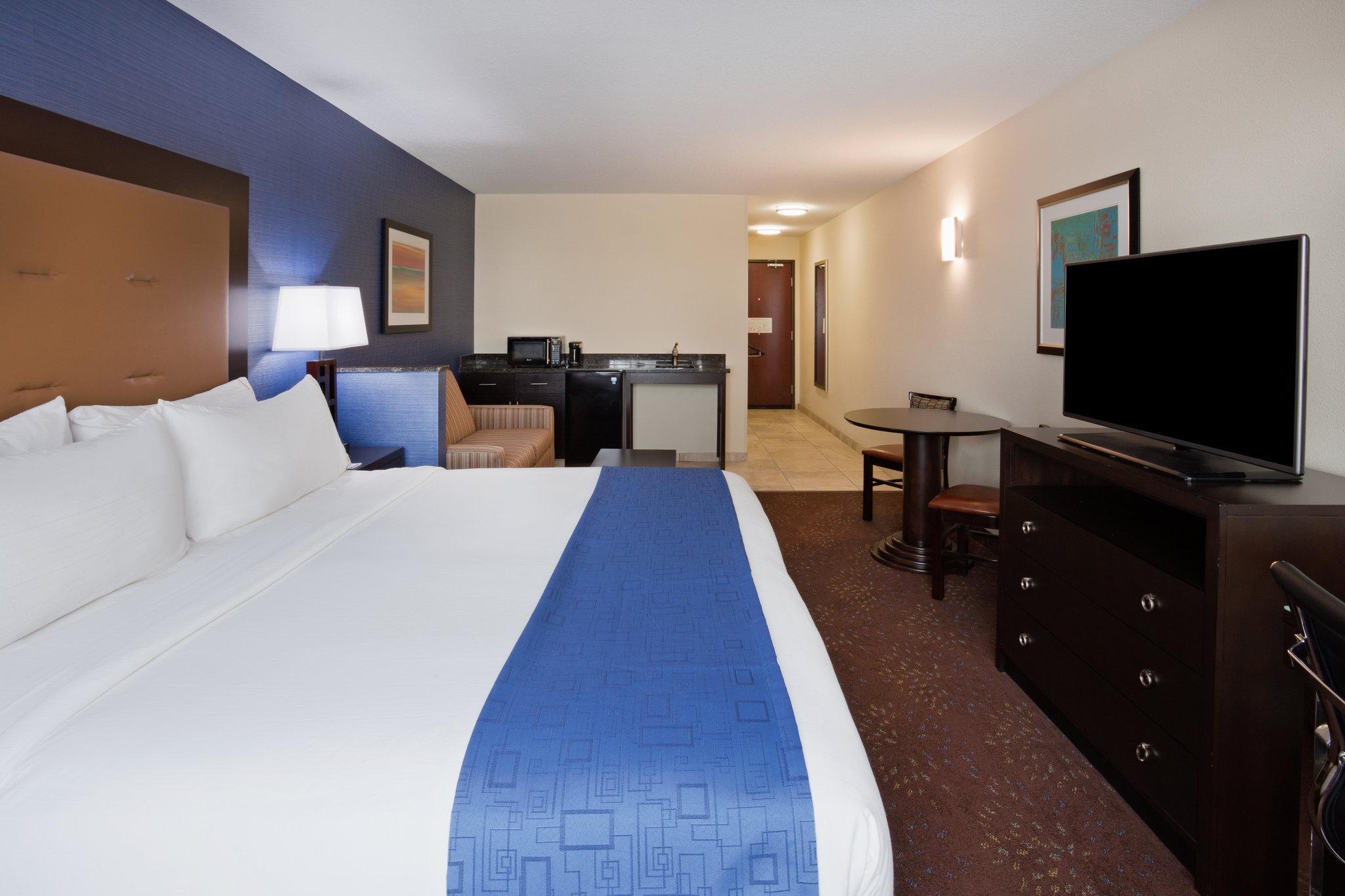 Holiday Inn Express & Suites Davenport, an Ihg Hotel