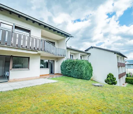 Aparthotel Panorama Отели в г. Майн-Кинциг