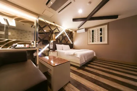 Gyeongju Joy Отели рядом с достопримечательностью «Яндон»