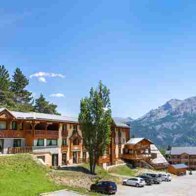Sowell Family les Bergers Hotel Exterior