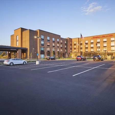 Hampton Inn &  Suites Hood River