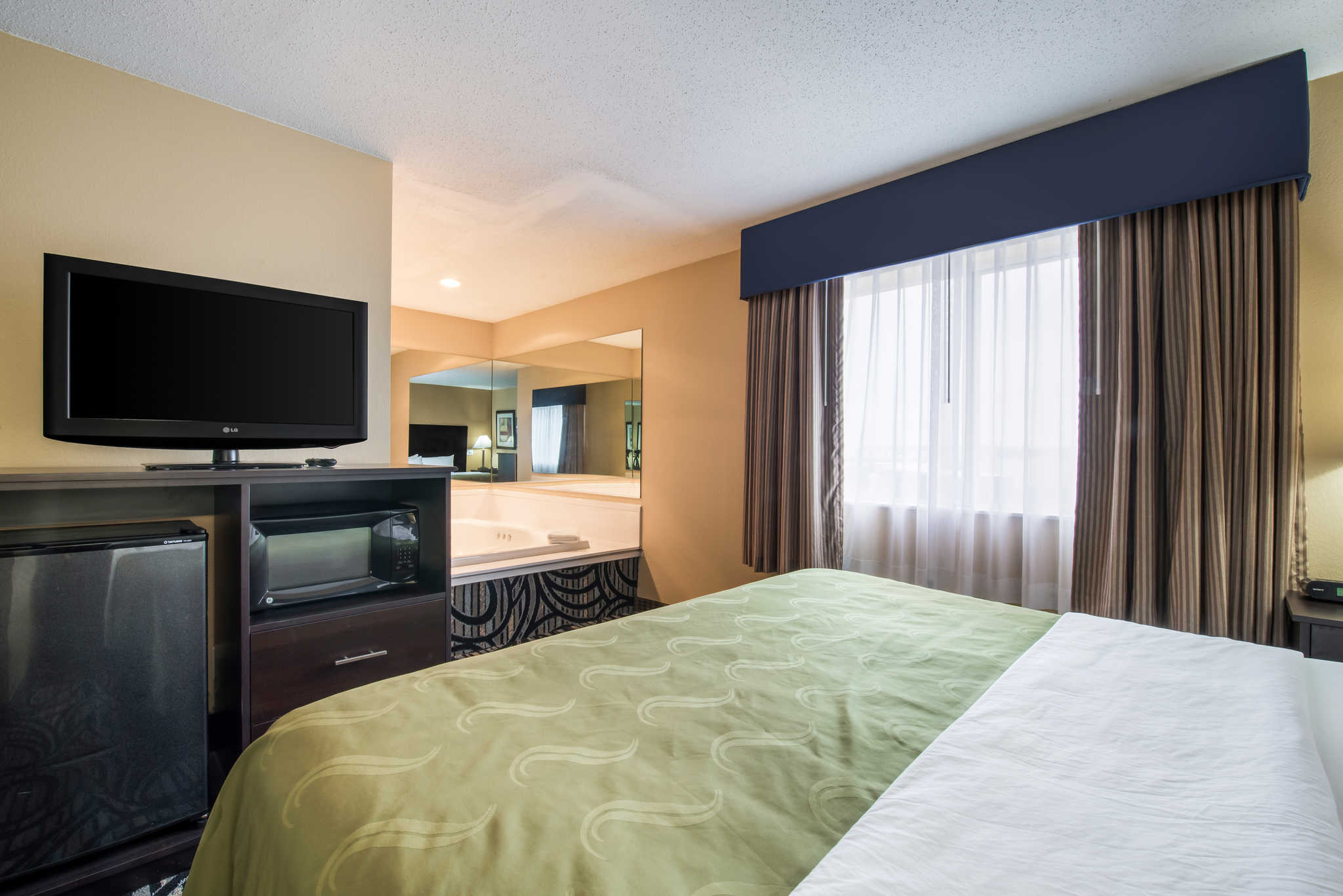 Quality Inn & Suites Menomonie