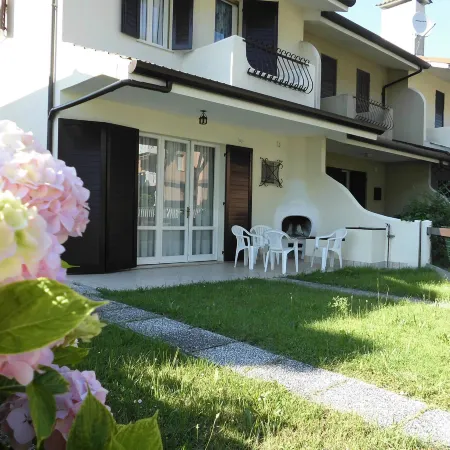 Feel at Home in Our House with Garden