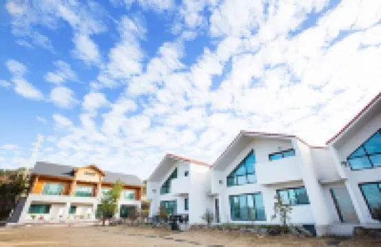 Jeju Nokgomoehyuyang Pension 漢拿山國立公園附近的飯店