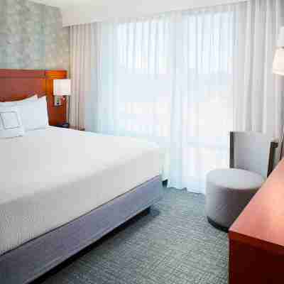 Courtyard by Marriott Ann Arbor Rooms