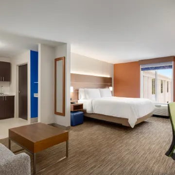 Holiday Inn Express & Suites AUBURN - UNIVERSITY AREA by IHG