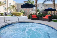 Holiday Inn Express & Suites PHOENIX - GLENDALE SPORTS DIST by IHG - Spa
