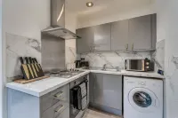 Garden Flat - Stylish - Modern Flat - Near Balloch