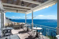 Maresca Hotel Praiano Hôtels à : Province of Salerno