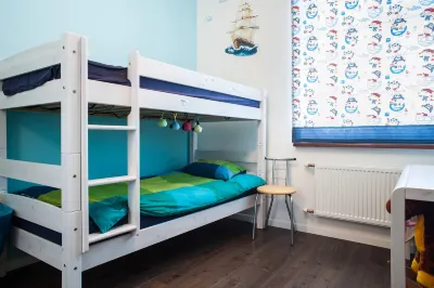 Modern Two-Bedroom Apartment in Historic Downtown