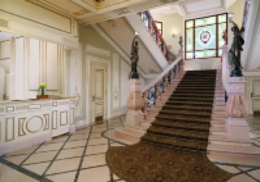 Bristol Hotel - Frankfurt City - Central Station - Cheap