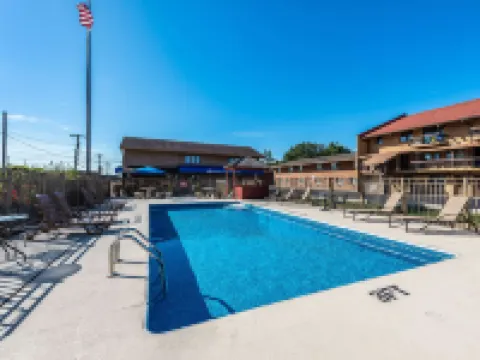 Americas Best Value Inn and Suites St. Marys Hotels in Auglaize County