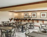 格林菲爾德I 70凱藝套房飯店