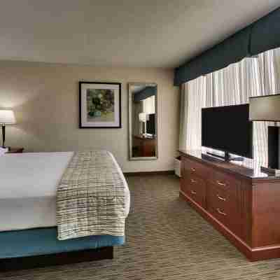 Drury Inn & Suites Cape Girardeau Rooms