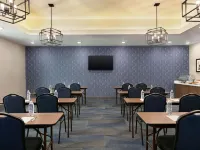 La Quinta Inn & Suites by Wyndham College Station North Hotels in Brazos County