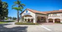 Best Western San Dimas Hotel & Suites - parking