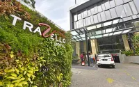 Travello Hotel Bandung - Parking