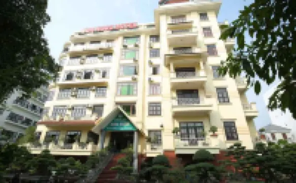 Non Nuoc Hotel 논 눅 마운틴 주변 호텔