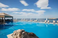 Hotel Dubrovnik Palace - ติดทะเล