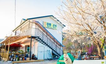 Hongcheon Delrio Pension