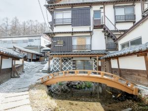 草津温泉 ひのき亭 牧水