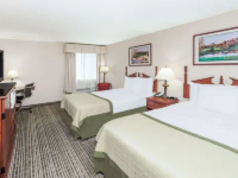 Baymont by Wyndham Elkhart Hotel di Elkhart