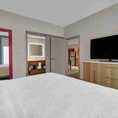 Home2 Suites by Hilton Blacksburg Rooms