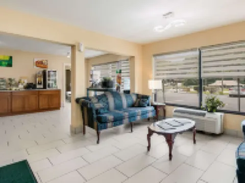 Quality Inn & Suites Mt Chalet Hotels in Rabun County